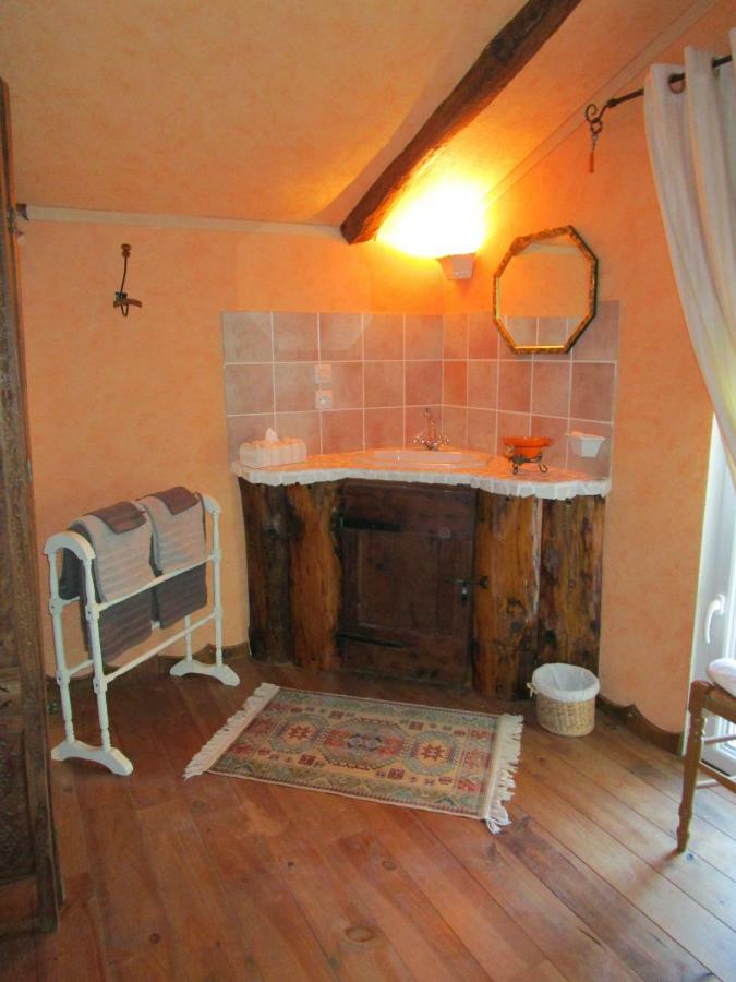 La Maison De St Victor Bed & Breakfast Saint-Victor-de-Malcap Dış mekan fotoğraf