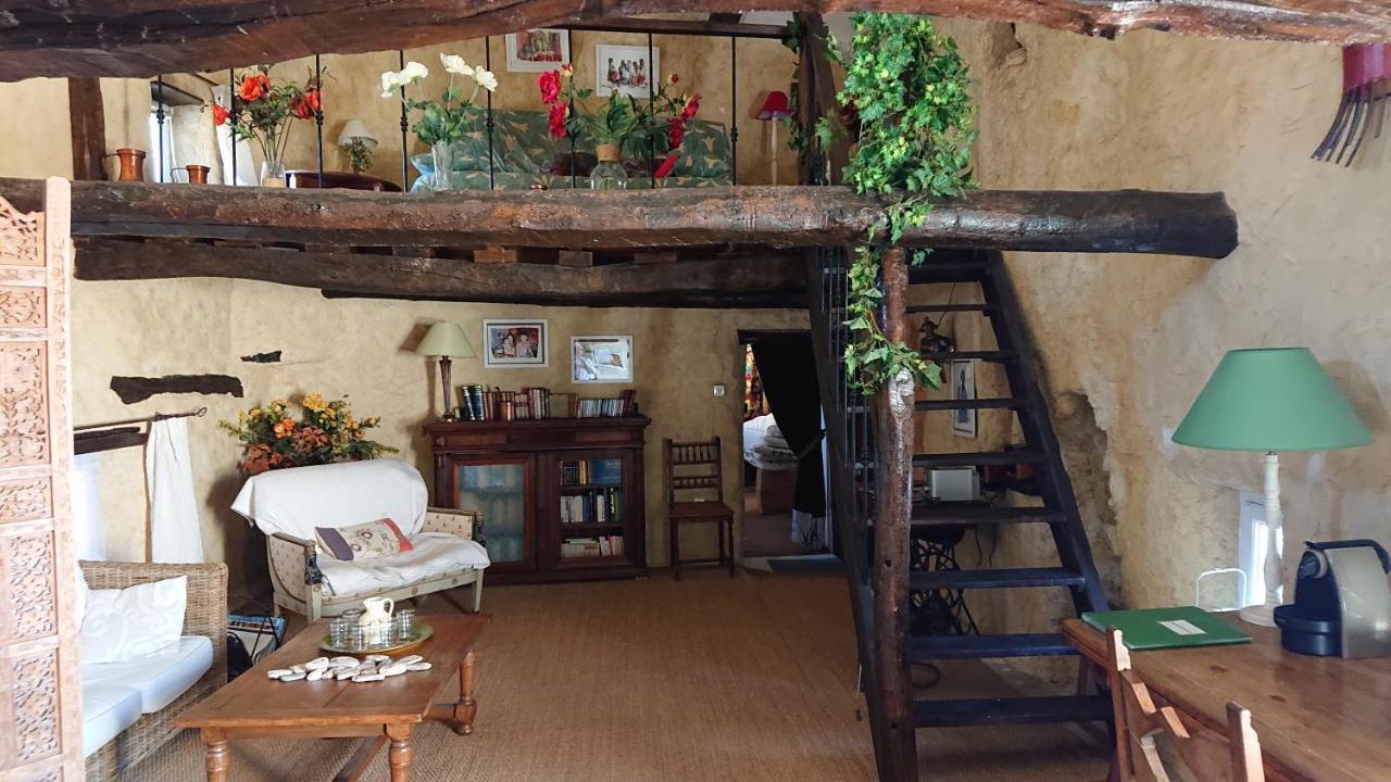La Maison De St Victor Bed & Breakfast Saint-Victor-de-Malcap Dış mekan fotoğraf